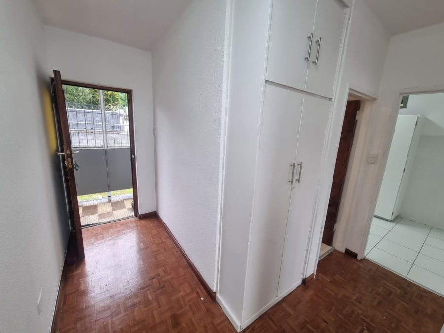 1 Bedroom Property for Sale in Sea Point Western Cape